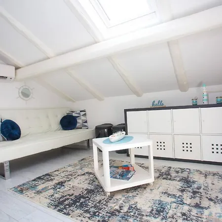 فيلة Spacious Luxury In Vibrass سبليت