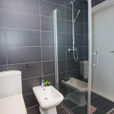 Spacious Luxury In Vibrass فيلة *